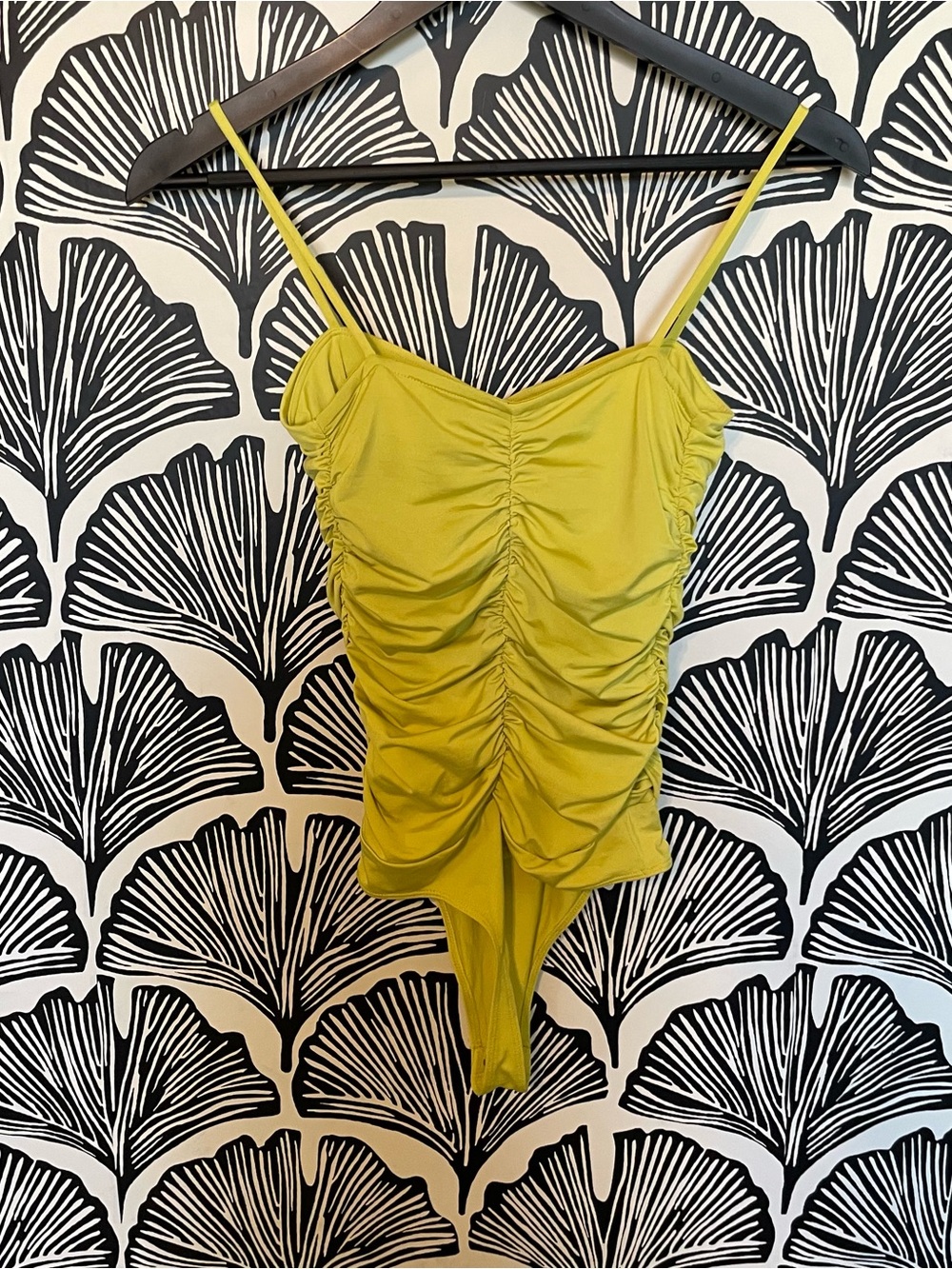 Express Ruched Bodysuit - Picture 7 of 8